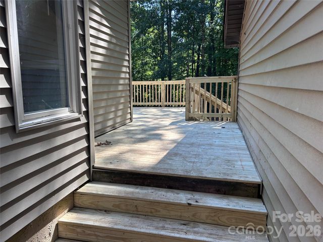 8209 Addison Drive, Harrisburg, NC 28075