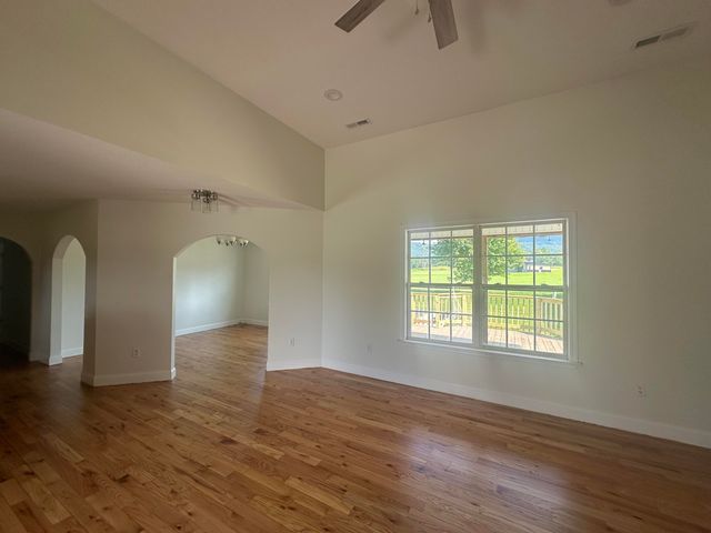 90 Riverside Drive, Dunlap, TN 37327