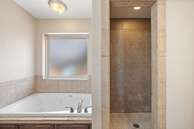 25325 Kody Lane, Purcell, OK 73080