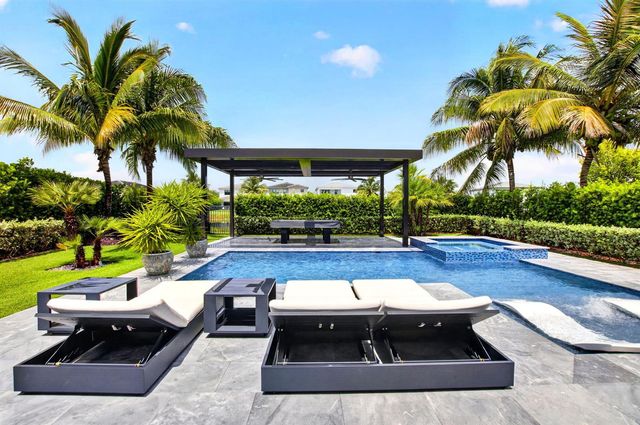 17237 Windy Pointe Lane, Boca Raton, FL 33496
