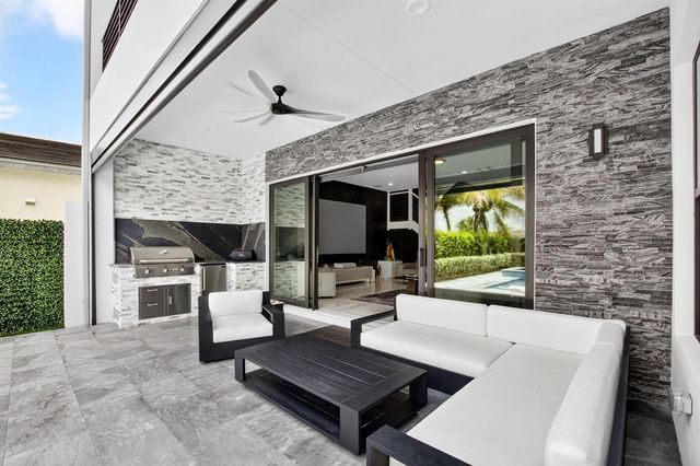 17237 Windy Pointe Lane, Boca Raton, FL 33496