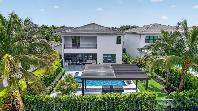 17237 Windy Pointe Lane, Boca Raton, FL 33496