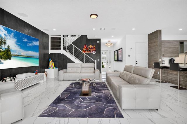 17237 Windy Pointe Lane, Boca Raton, FL 33496