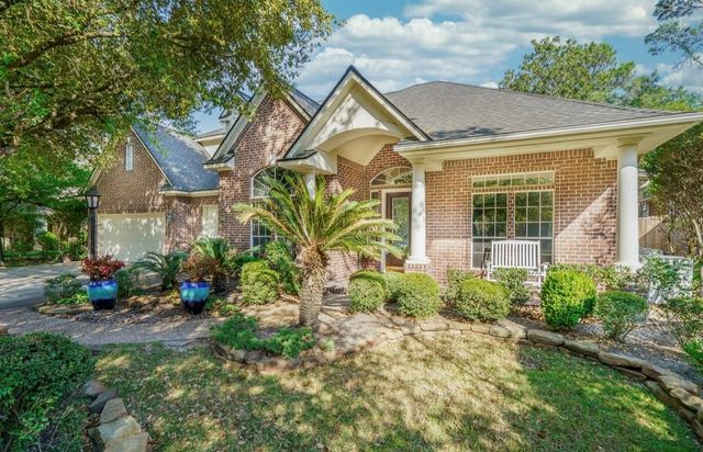 94 E Fairbranch Circle, The Woodlands, TX 77382