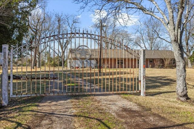 20311 Ramsey Road, Crosby, TX 77532