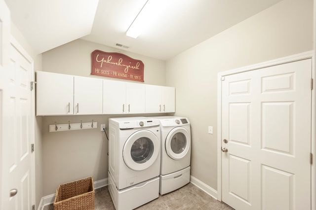 143 Day Star Ct, Gallatin, TN 37066