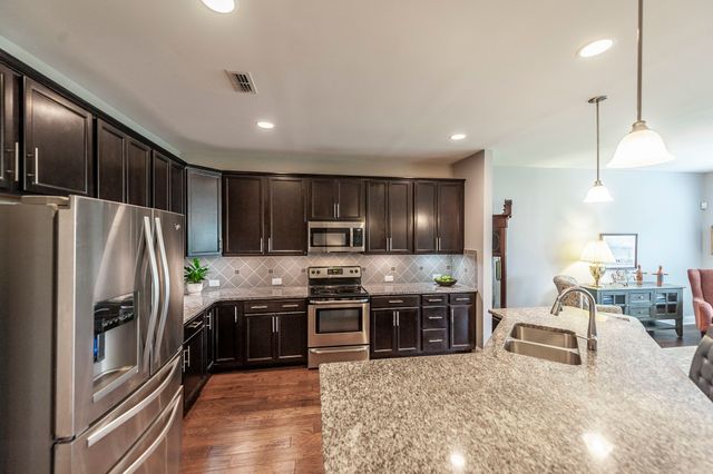 143 Day Star Ct, Gallatin, TN 37066