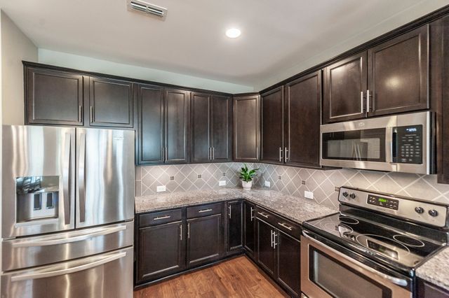 143 Day Star Ct, Gallatin, TN 37066