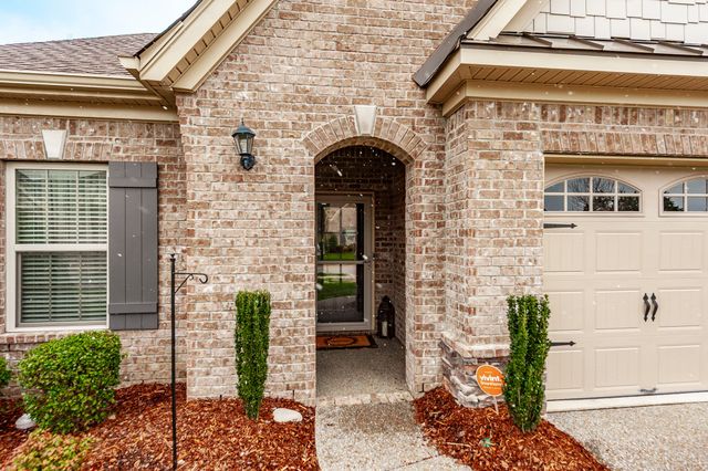 143 Day Star Ct, Gallatin, TN 37066