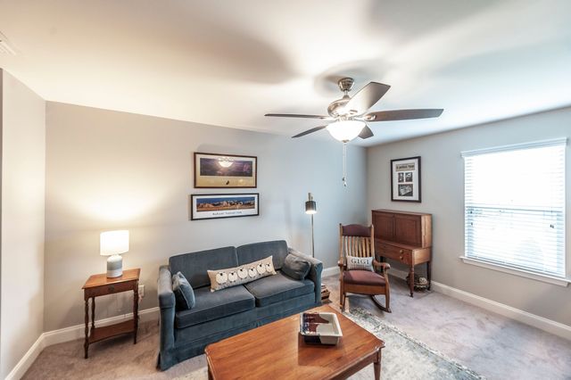 143 Day Star Ct, Gallatin, TN 37066