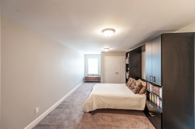 143 Day Star Ct, Gallatin, TN 37066