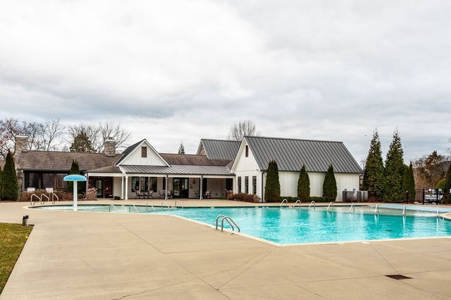 143 Day Star Ct, Gallatin, TN 37066