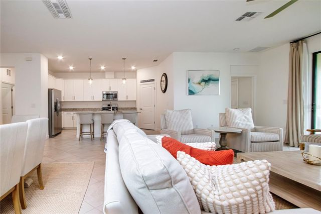 5160 CORAL REEF WAY, Bradenton, FL 34211