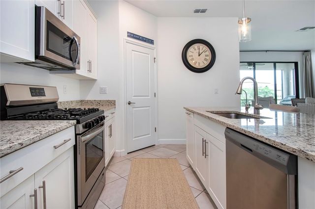 5160 CORAL REEF WAY, Bradenton, FL 34211