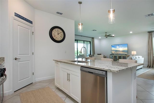 5160 CORAL REEF WAY, Bradenton, FL 34211