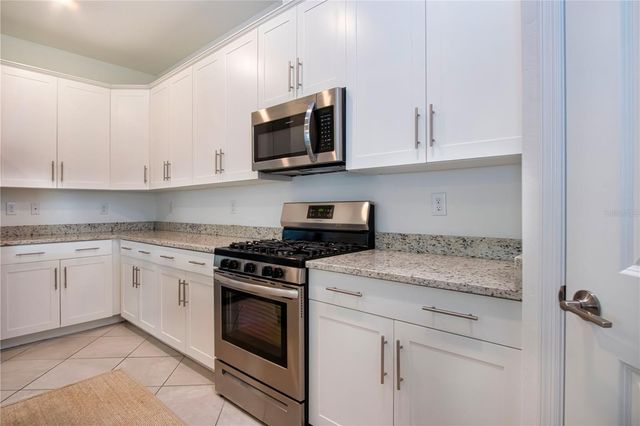 5160 CORAL REEF WAY, Bradenton, FL 34211