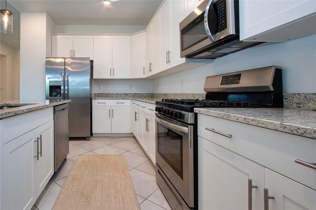 5160 CORAL REEF WAY, Bradenton, FL 34211