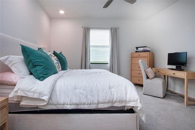 5160 CORAL REEF WAY, Bradenton, FL 34211