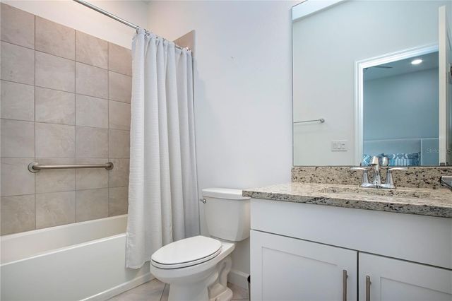 5160 CORAL REEF WAY, Bradenton, FL 34211