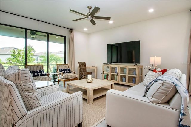 5160 CORAL REEF WAY, Bradenton, FL 34211