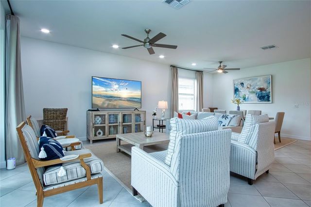 5160 CORAL REEF WAY, Bradenton, FL 34211
