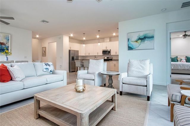 5160 CORAL REEF WAY, Bradenton, FL 34211