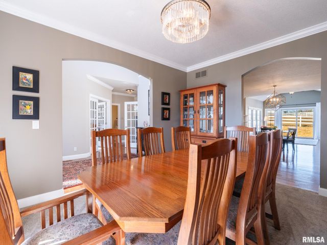 5807 W IVYBRIDGE Place, Peoria, IL 61615