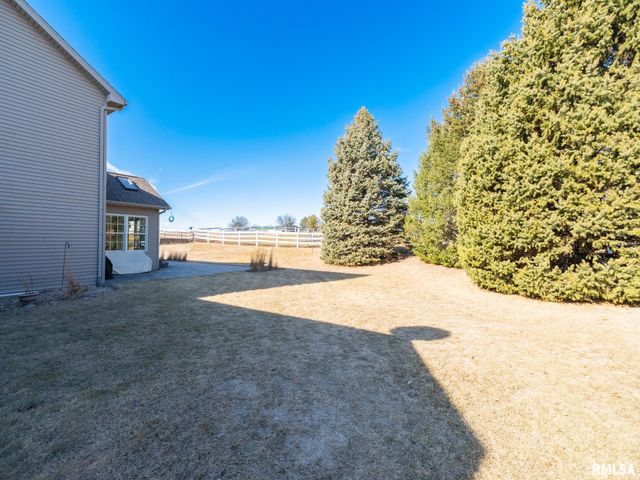 5807 W IVYBRIDGE Place, Peoria, IL 61615