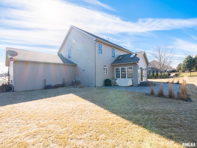 5807 W IVYBRIDGE Place, Peoria, IL 61615