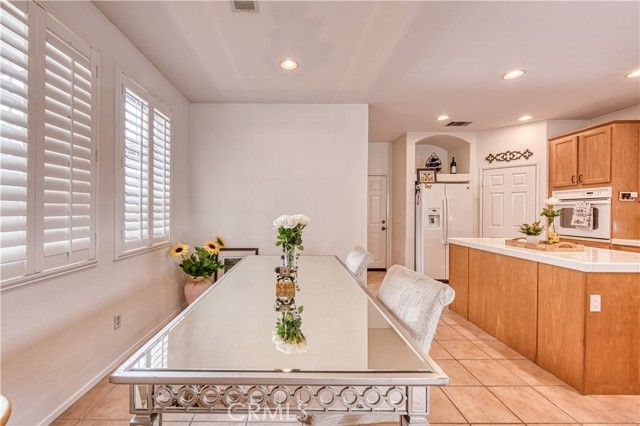 7085 Dove Valley, Eastvale, CA 92880