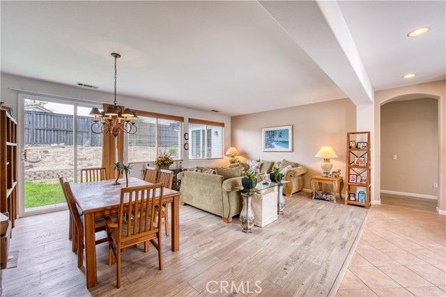 7085 Dove Valley, Eastvale, CA 92880