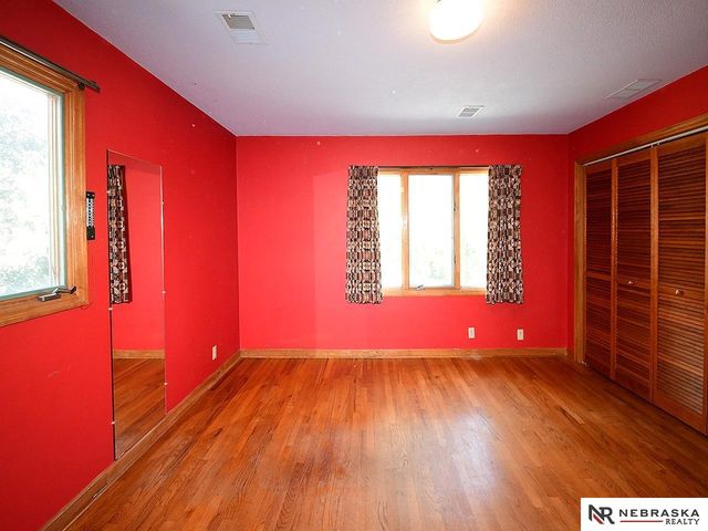 6006 S 25th Street, Lincoln, NE 68512