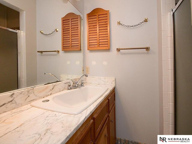 6006 S 25th Street, Lincoln, NE 68512