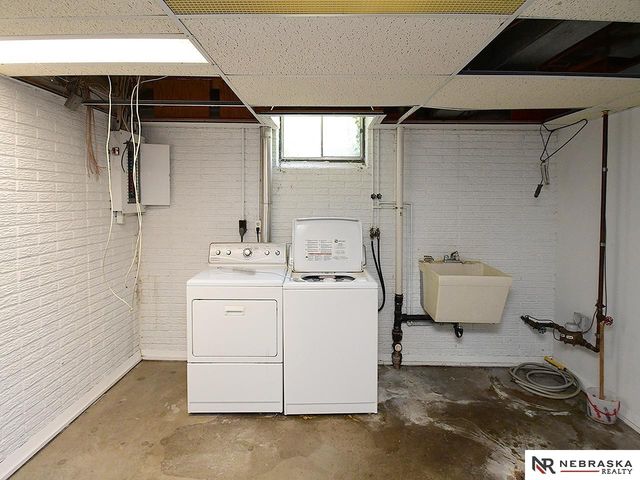 6006 S 25th Street, Lincoln, NE 68512