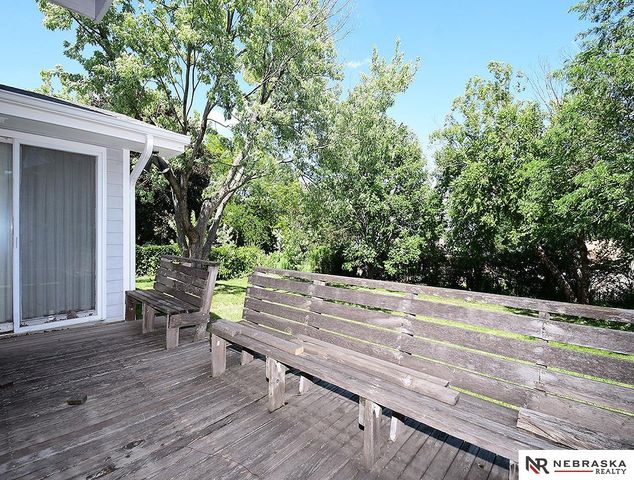 6006 S 25th Street, Lincoln, NE 68512