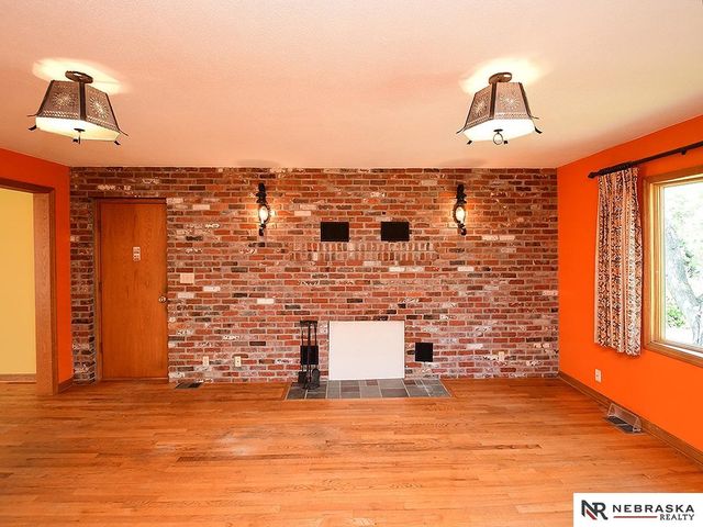 6006 S 25th Street, Lincoln, NE 68512