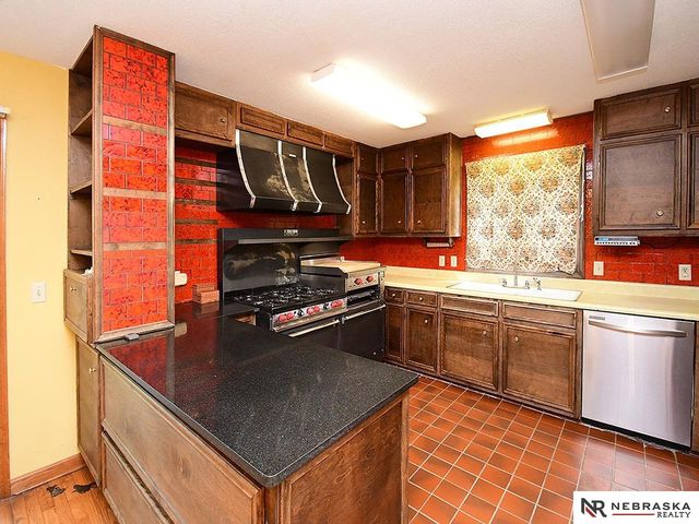 6006 S 25th Street, Lincoln, NE 68512