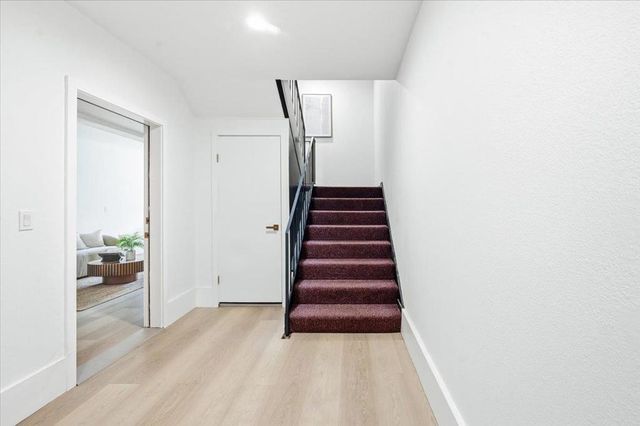 1630 Oakdale Avenue, San Francisco, CA 94124