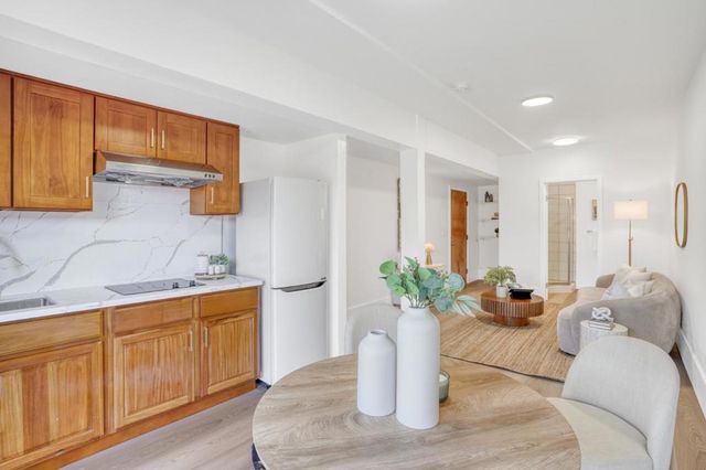 1630 Oakdale Avenue, San Francisco, CA 94124