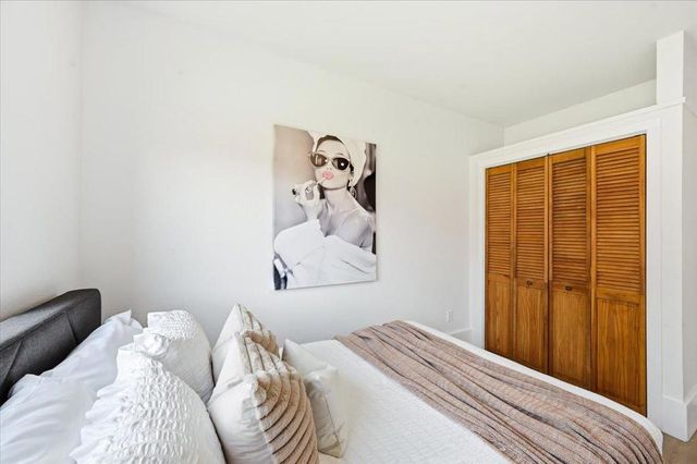 1630 Oakdale Avenue, San Francisco, CA 94124