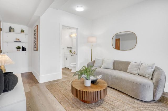 1630 Oakdale Avenue, San Francisco, CA 94124
