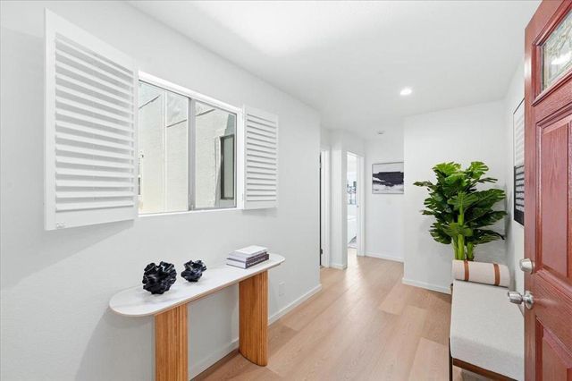 1630 Oakdale Avenue, San Francisco, CA 94124