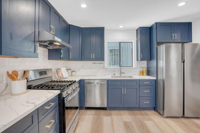 1630 Oakdale Avenue, San Francisco, CA 94124
