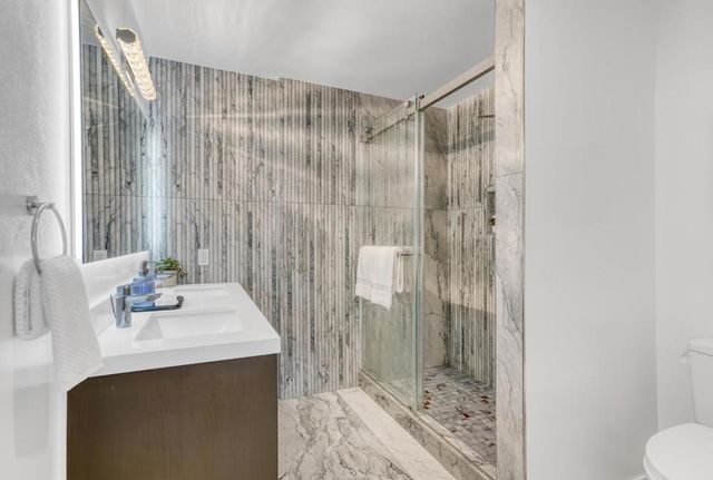 1630 Oakdale Avenue, San Francisco, CA 94124
