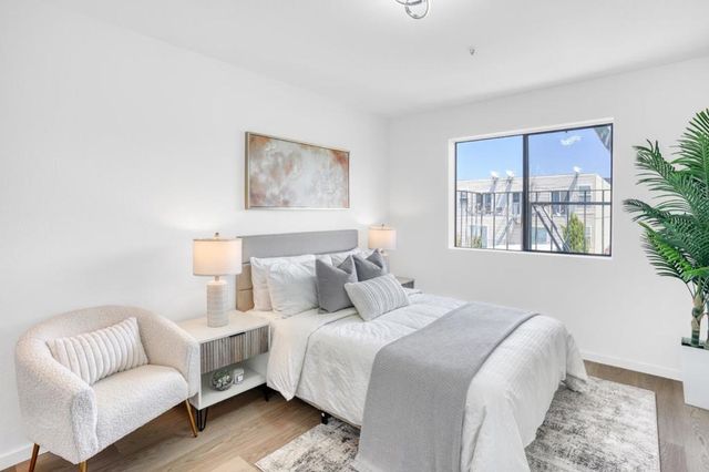 1630 Oakdale Avenue, San Francisco, CA 94124