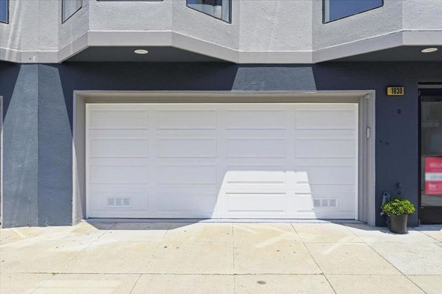 1630 Oakdale Avenue, San Francisco, CA 94124