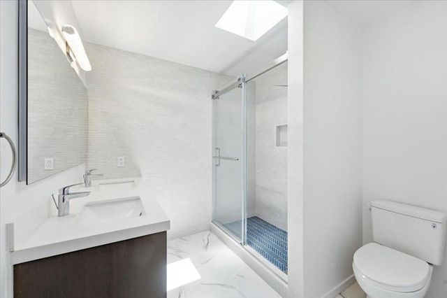 1630 Oakdale Avenue, San Francisco, CA 94124