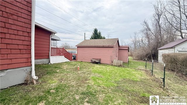 261 West Lake Shore Drive, Dunkirk, NY 14048