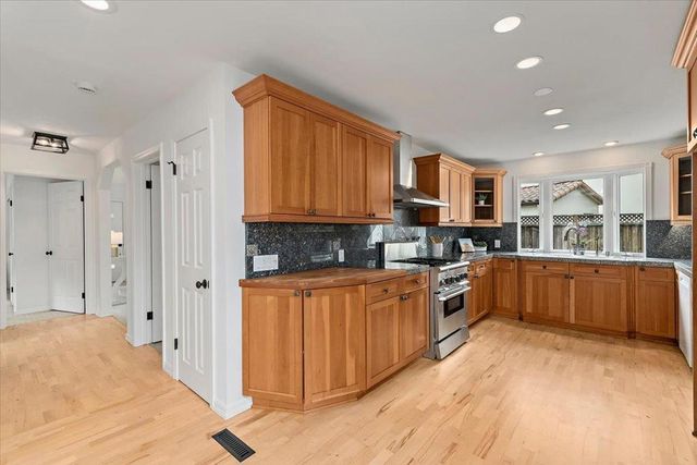 1301 Spencer, San Jose, CA 95125