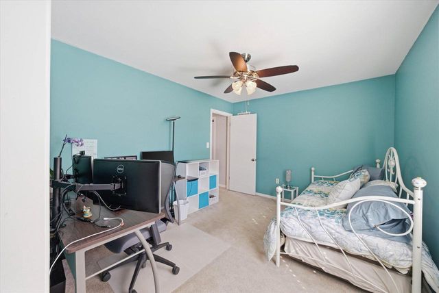 15429 W Mayflower COURT, New Berlin, WI 53151